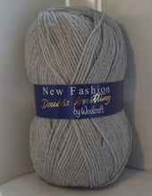Load image into Gallery viewer, Woolcraft New Fashion DK 100g