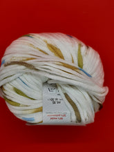 Load image into Gallery viewer, Ariafil Dada Chunky 50g Was £6.65 now £3.30
