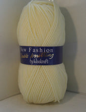 Load image into Gallery viewer, Woolcraft New Fashion DK 100g