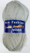 Load image into Gallery viewer, Woolcraft New Fashion DK 100g