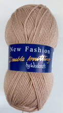 Load image into Gallery viewer, Woolcraft New Fashion DK 100g