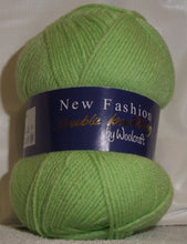 Load image into Gallery viewer, Woolcraft New Fashion DK 100g