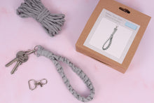 Load image into Gallery viewer, Trimits Macramé Kit: Keyring
